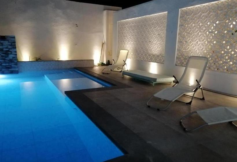 פנסיון Casa Celeste Honda