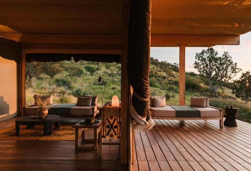 هتل Our Habitas Namibia