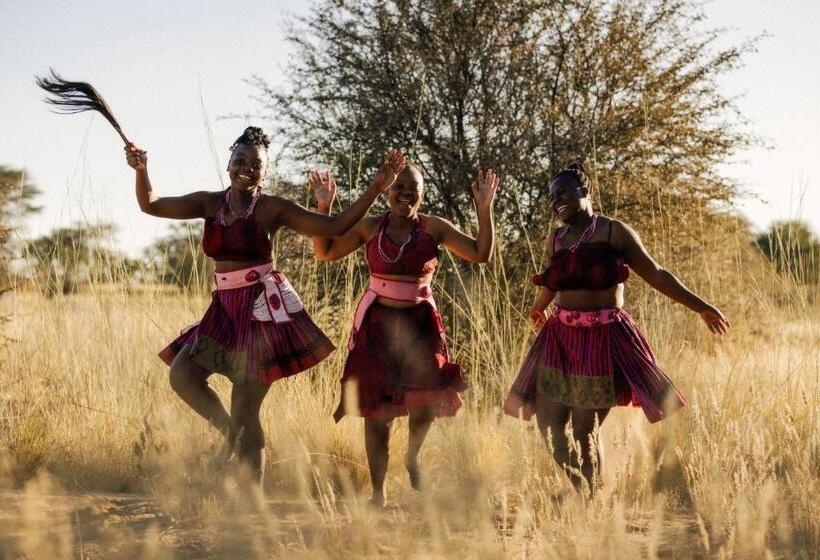 هتل Our Habitas Namibia