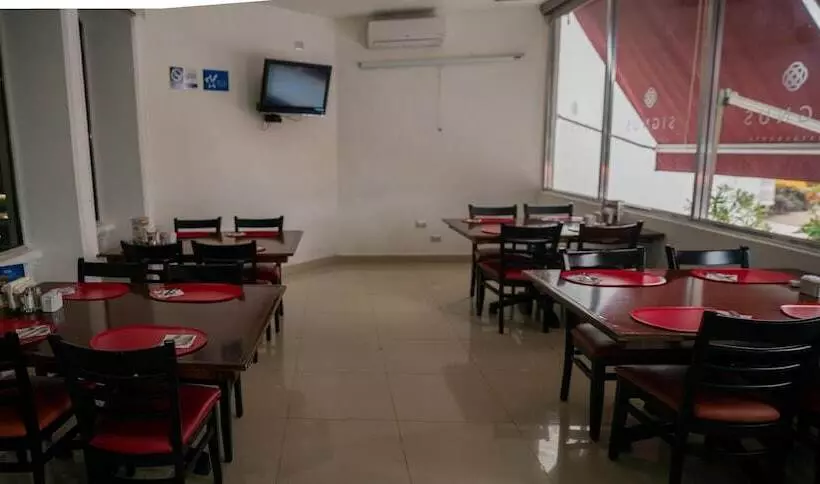 ホテル Maioris El Diez Culiacan