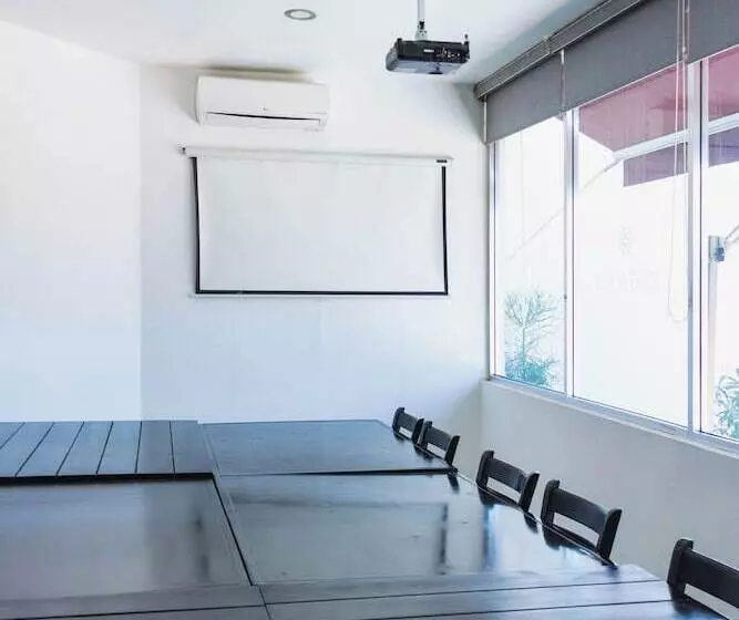 ホテル Maioris El Diez Culiacan