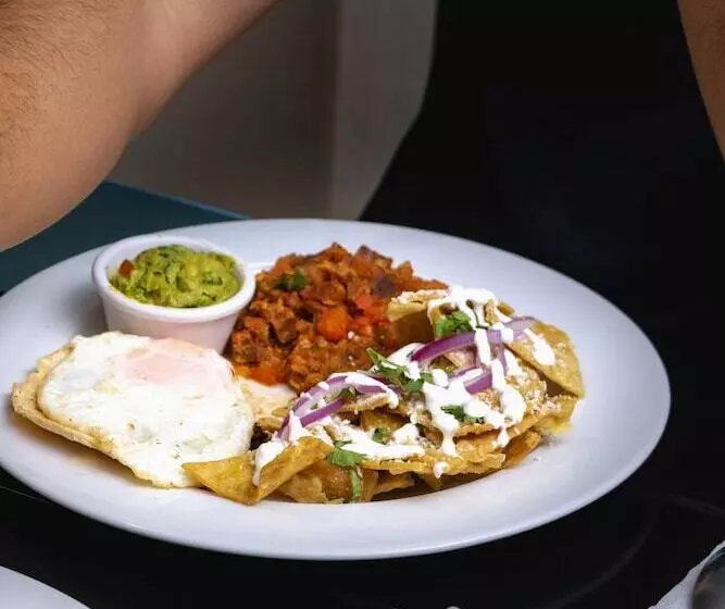 ホテル Maioris El Diez Culiacan