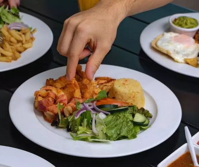 ホテル Maioris El Diez Culiacan