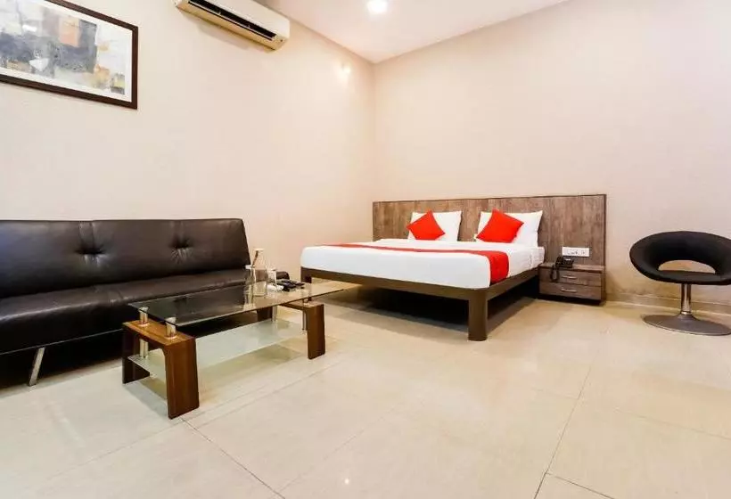 هتل Oyo 29666 Sai Cottage