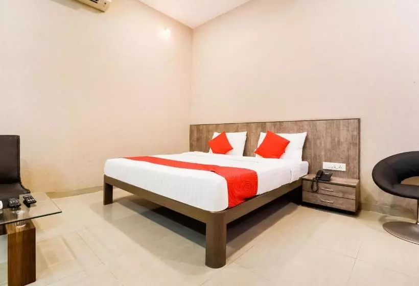 هتل Oyo 29666 Sai Cottage