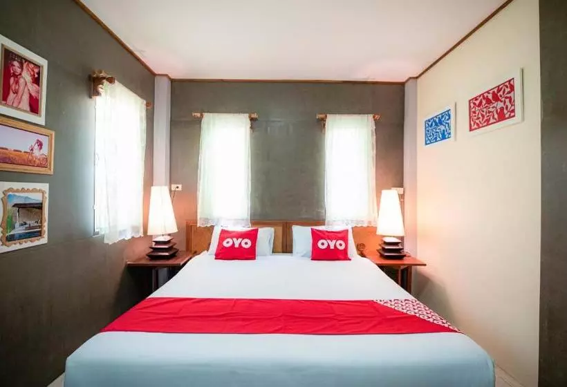 ホテル Oyo 569 Aa Resort