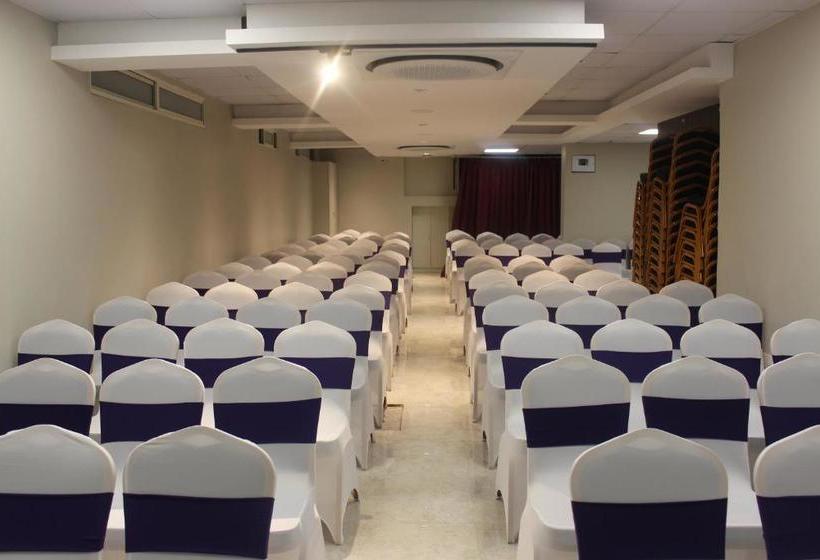 בית מלון כפרי Urban Jade