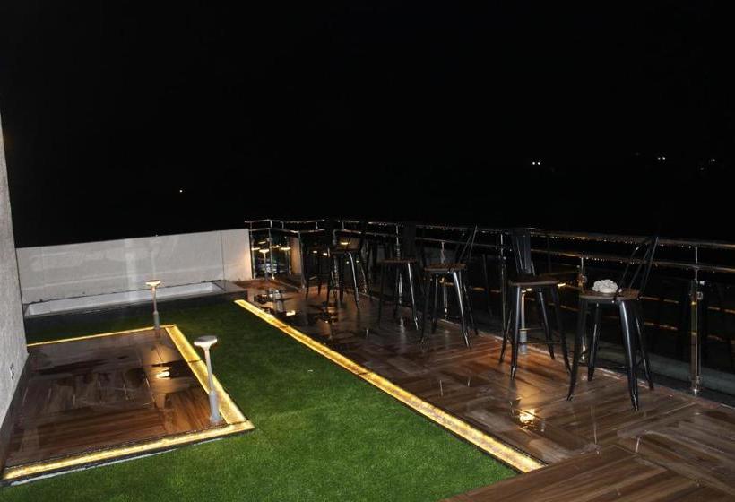 בית מלון כפרי Urban Jade