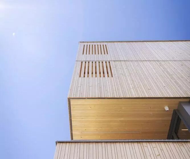 Jufa Hotel Laterns   Klangholzhus