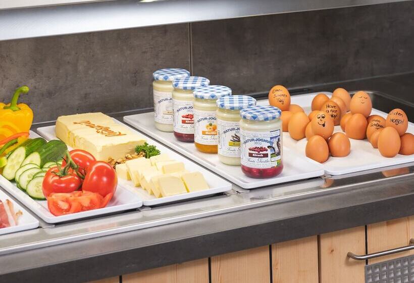 Jufa Hotel Laterns Klangholzhus