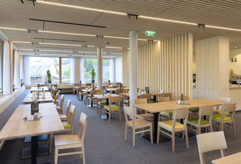 Jufa Hotel Laterns Klangholzhus