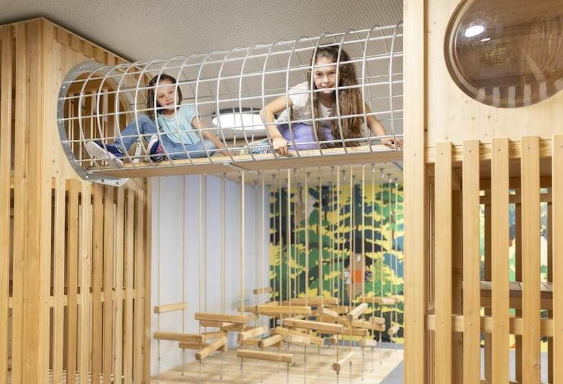 Jufa Hotel Laterns Klangholzhus