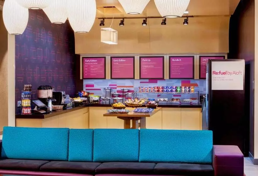 Отель Aloft New York Laguardia Airport