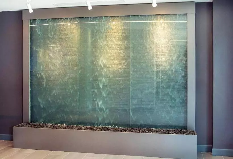 Отель Aloft New York Laguardia Airport