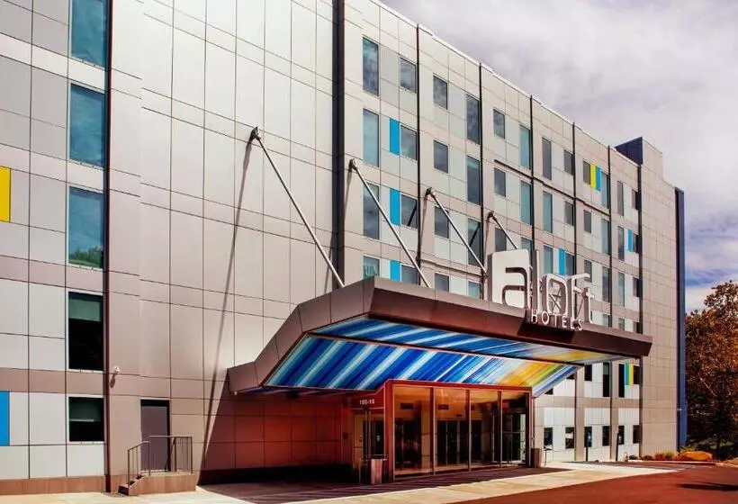 Отель Aloft New York Laguardia Airport