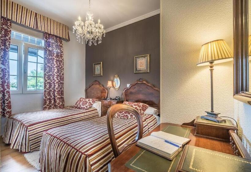 هتل Boutique Las Brisas