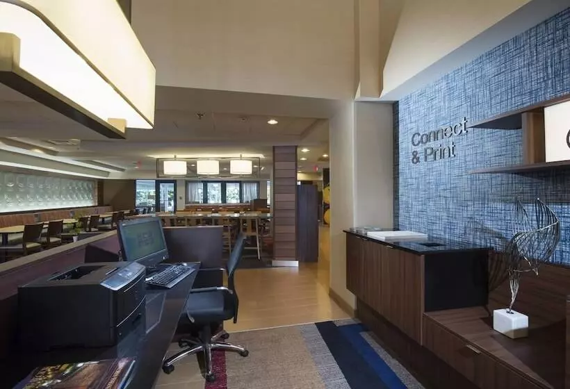 هتل Fairfield Inn & Suites By Marriott Lynchburg Liberty University