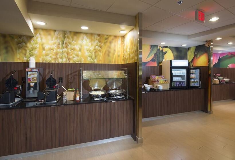 Отель Fairfield Inn & Suites By Marriott Lynchburg Liberty University