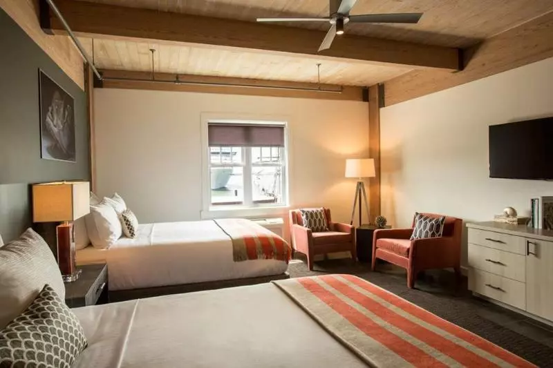 בית מלון כפרי Harbor House At Pier 21