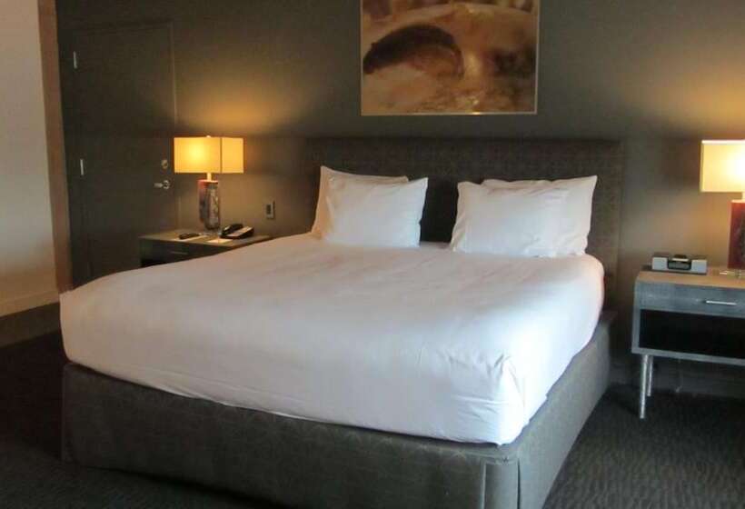 هتل Harbor House At Pier 21