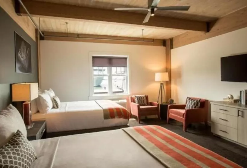 בית מלון כפרי Harbor House At Pier 21