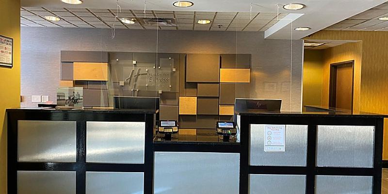 فندق Holiday Inn Express St. Louis Arpt Maryland Hgts