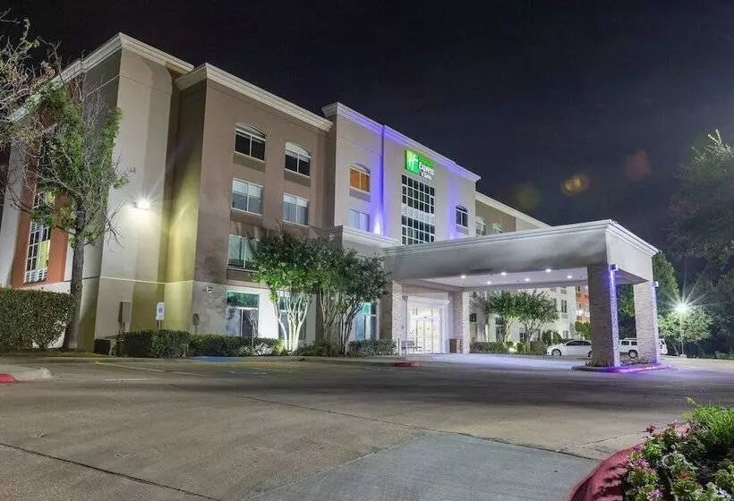 호텔 Holiday Inn Express & Suites Arlington North – Stadium Area, An Ihg