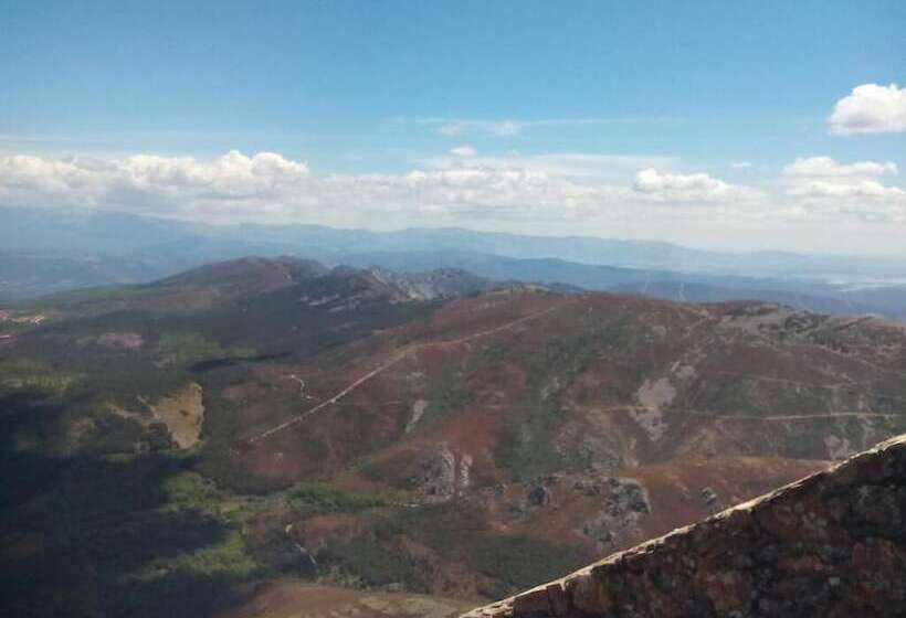 ホテル Hospedería Del Santuario De La Peña De Francia