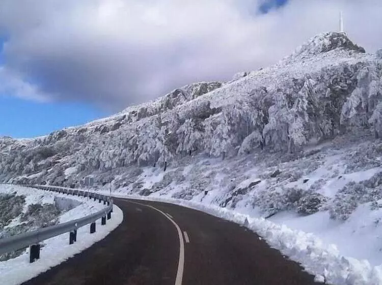 ホテル Hospedería Del Santuario De La Peña De Francia