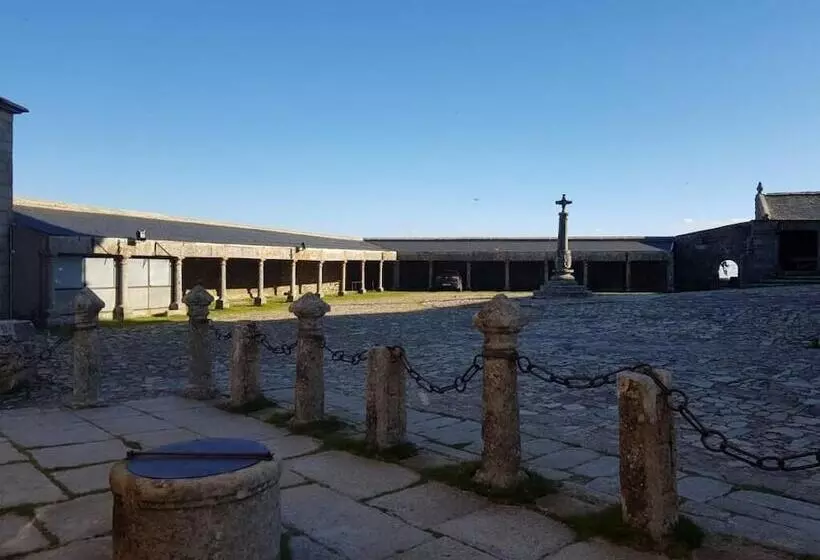 ホテル Hospedería Del Santuario De La Peña De Francia