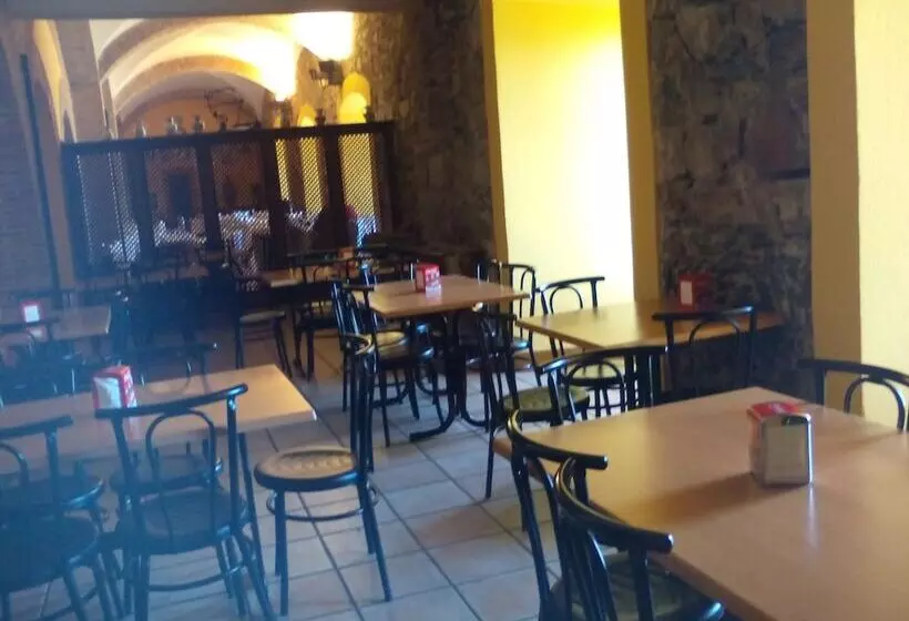 ホテル Hospedería Del Santuario De La Peña De Francia