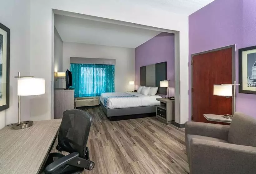 酒店 La Quinta By Wyndham Clarksville