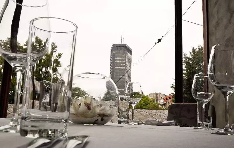 هتل Moxy Belgrade