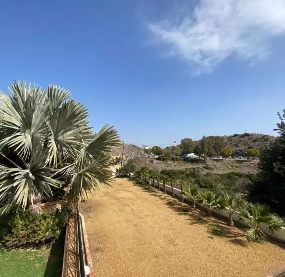 בית מלון כפרי Simón