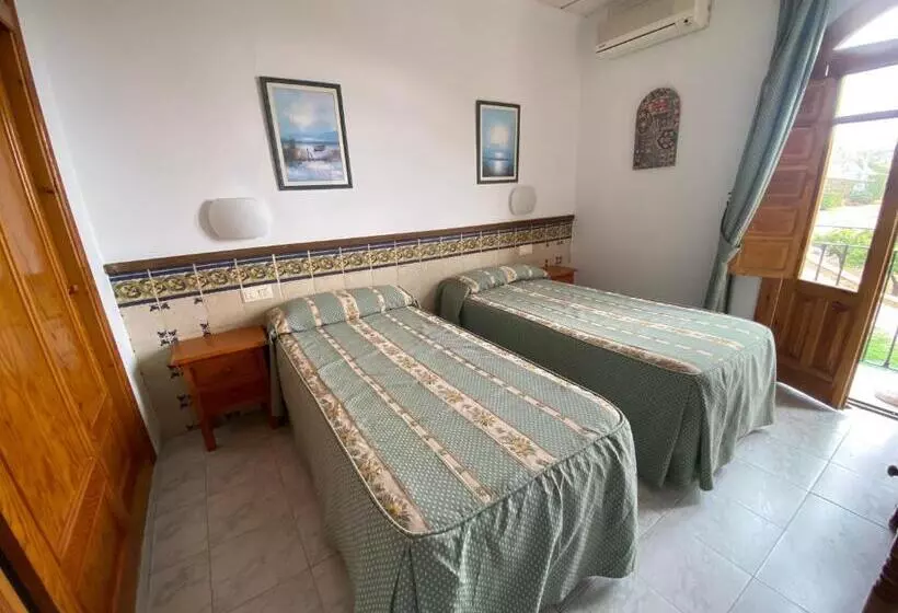 בית מלון כפרי Simón