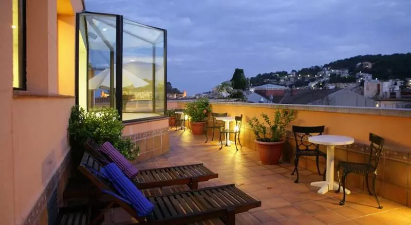 בית מלון כפרי Vila De Tossa