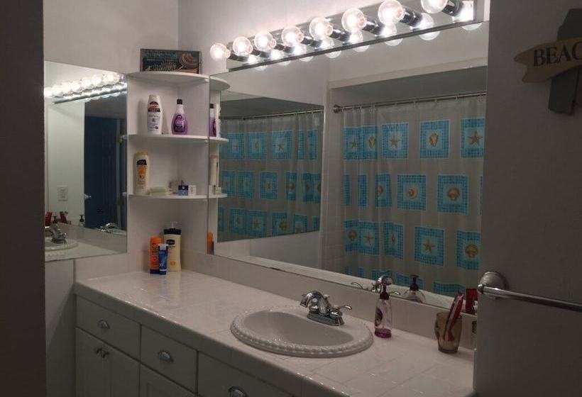 Coconut Palms Townhome