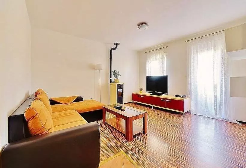 Apartment Lenka / Three Bedroom