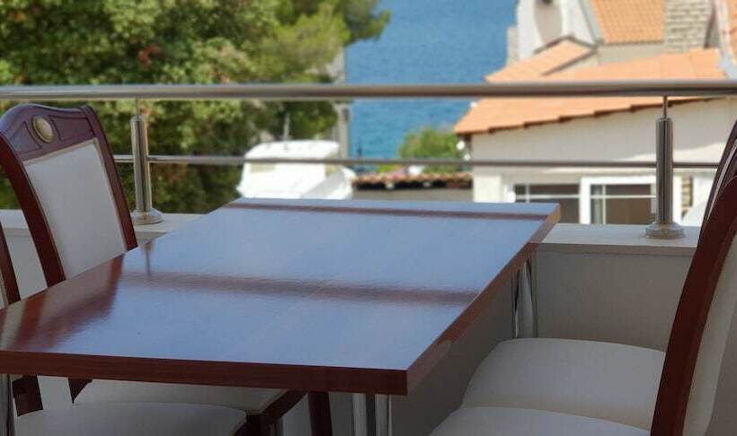 Apartments Mia Bilo 887