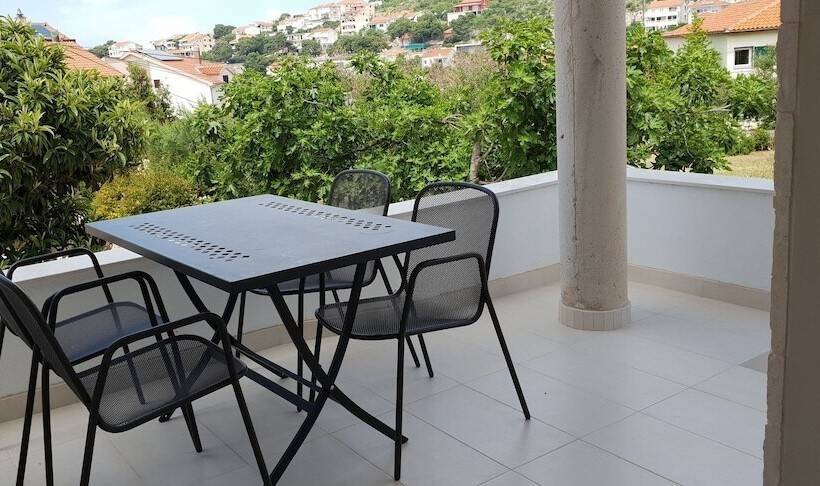 Apartments Mia Bilo 887