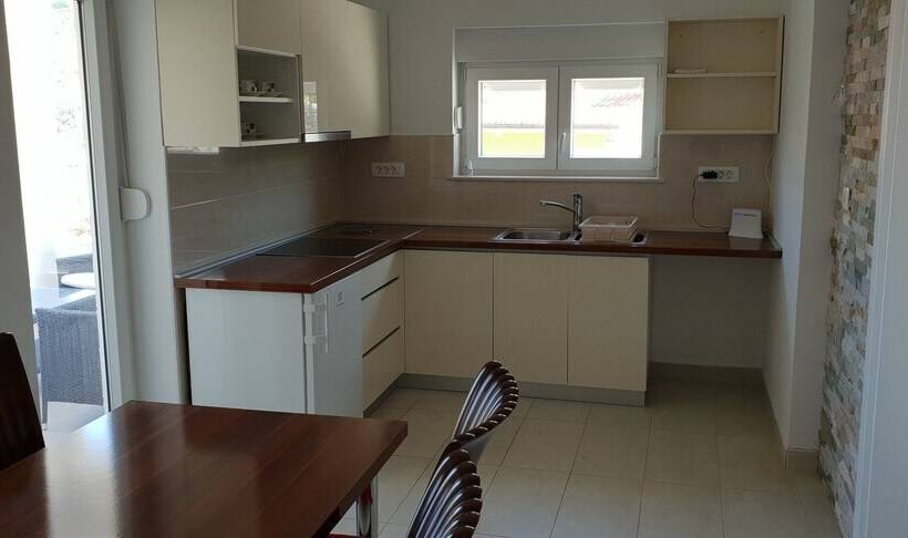 Apartments Mia Bilo 887