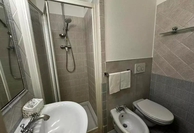 Nocleg ze śniadaniem Villa Le Camelie Siena