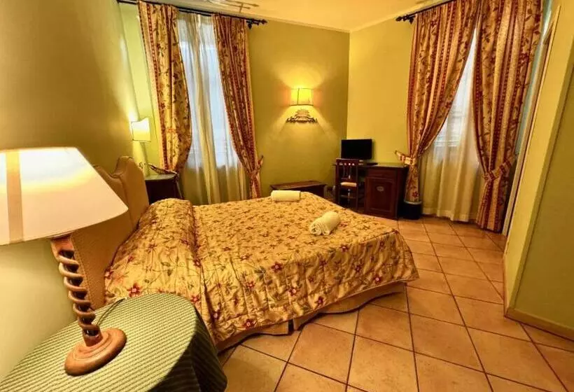 Nocleg ze śniadaniem Villa Le Camelie Siena