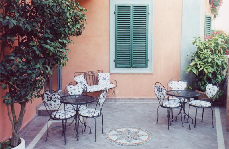 민박 Villa Le Camelie Siena