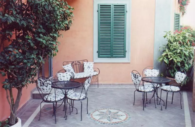 Nocleg ze śniadaniem Villa Le Camelie Siena