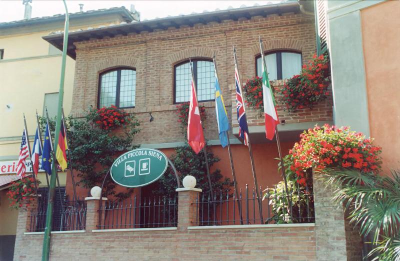 민박 Villa Le Camelie Siena