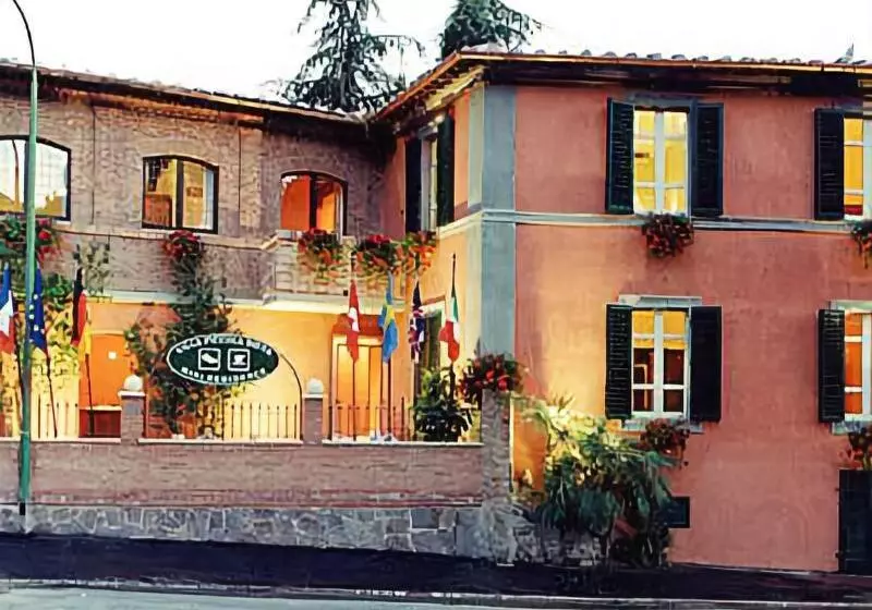 Nocleg ze śniadaniem Villa Le Camelie Siena