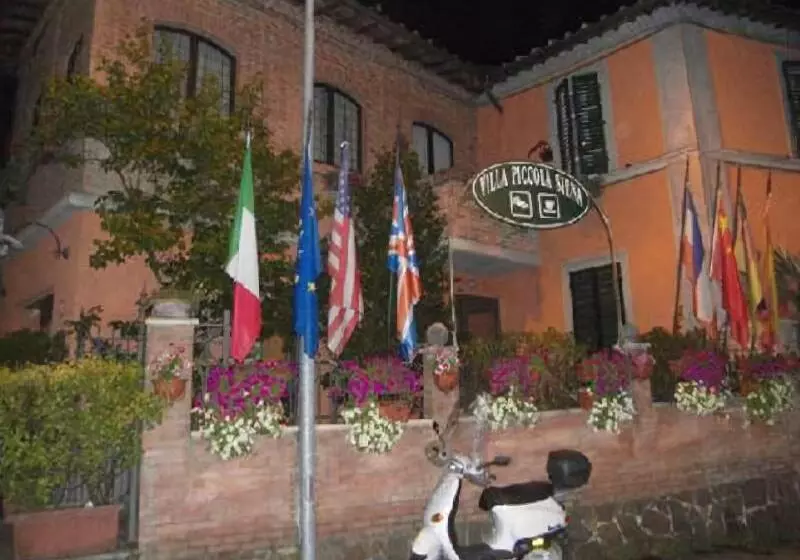 Nocleg ze śniadaniem Villa Le Camelie Siena