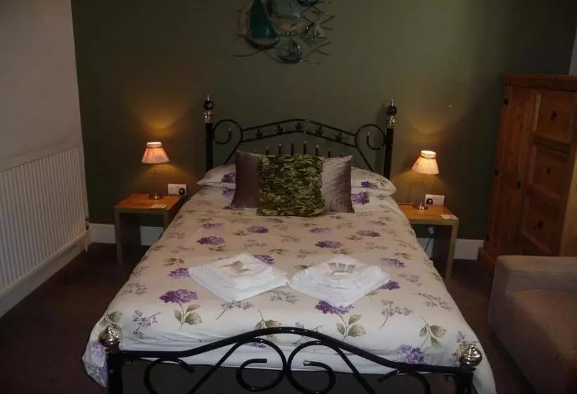 Bernay Hotel