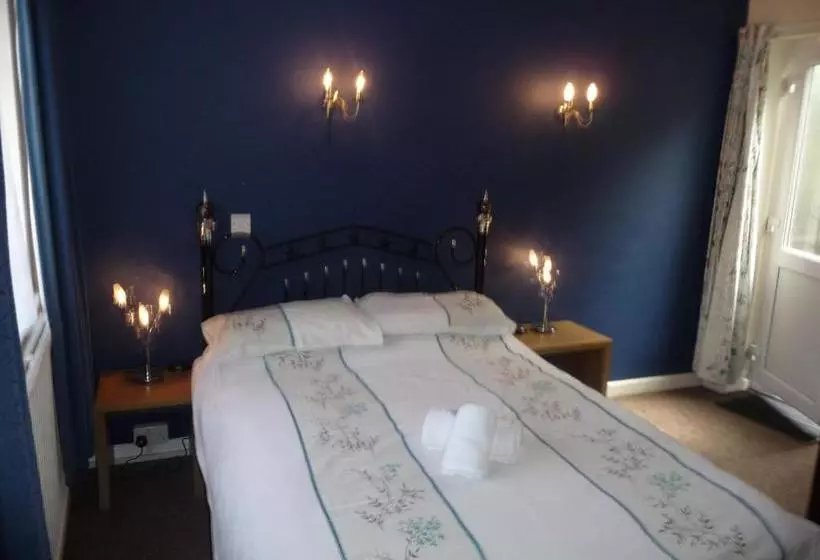 Bernay Hotel